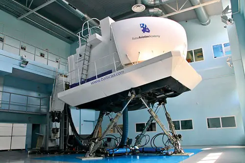 Modern flight simulator for Boeing 737